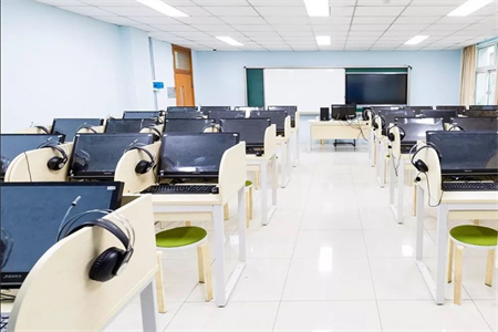 北京市忠德學(xué)校