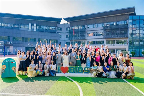 青苗學(xué)校閃耀中華國(guó)際文憑學(xué)校協(xié)會(huì)