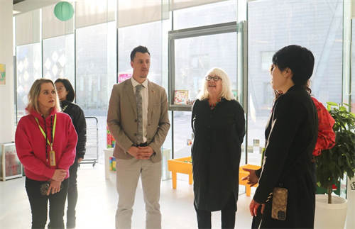 ׃@sӢίT(hu)Ӣۇ«@