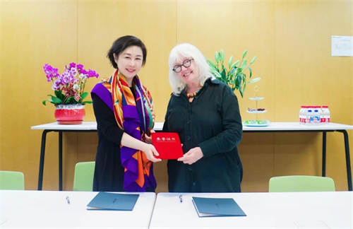 ׃@sӢίT(hu)Ӣۇ«@