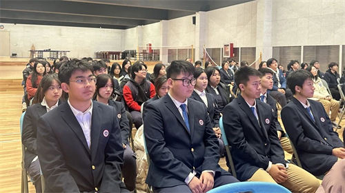 新加坡科廷大學(xué)校校長到訪北京市中關(guān)村外國語學(xué)校