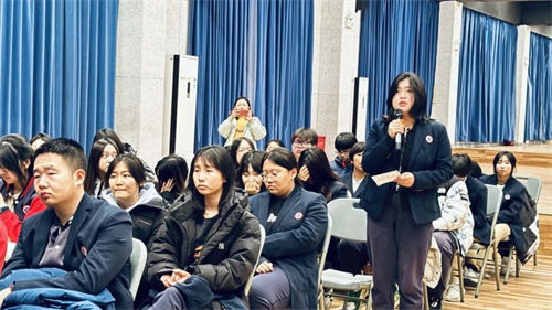 新加坡科廷大學(xué)校校長到訪北京市中關(guān)村外國語學(xué)校