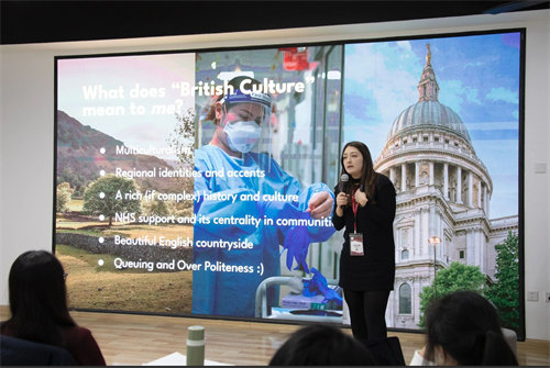 劍橋大學(xué)國王學(xué)院前副院長Rob Wallach教授來訪愛迪