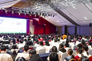 北京東方紅學(xué)校開展法制宣傳活動：落實憲法宣傳，維護(hù)校園安全！