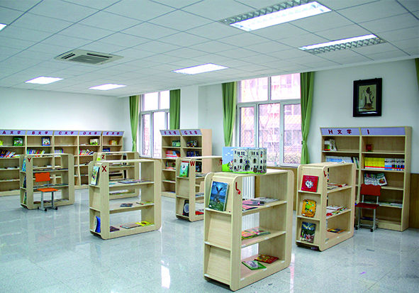 三河市燕橋?qū)W校