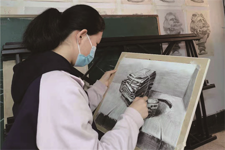 北京市海淀區(qū)崛起實驗學(xué)校