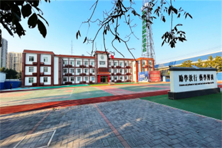 北京市實(shí)驗外國語學(xué)校