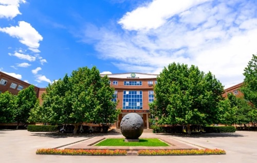 凱博外國語學(xué)校