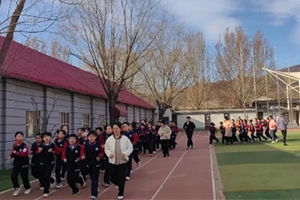 海淀區(qū)尚麗外國語學(xué)校小學(xué)開展跑步活動(dòng)：快樂向前沖，奔跑無極限