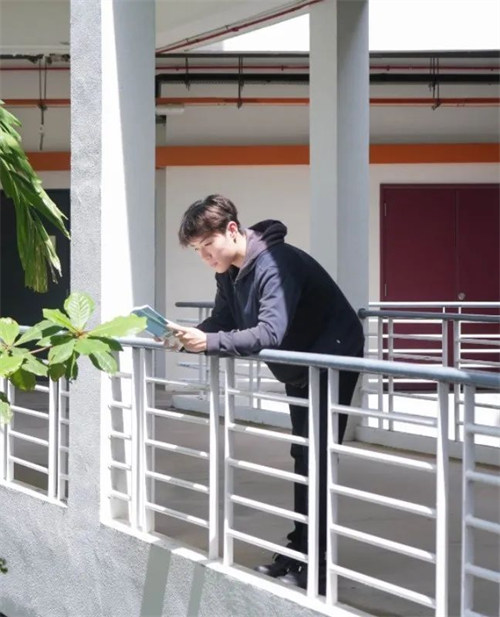 六力學(xué)校維多利亞預(yù)備課程中心升學(xué)