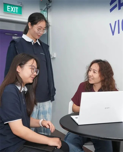 六力學(xué)校維多利亞預(yù)備課程中心升學(xué)