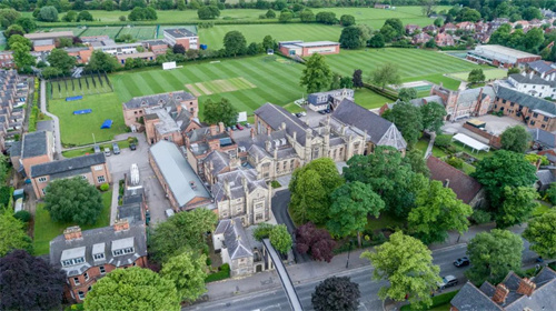 海南英雅盛彼德學(xué)校開放日