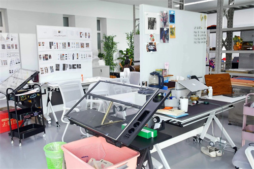 君誠國際藝術(shù)高中招生