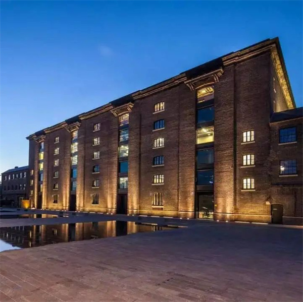 成都墨爾文學(xué)校錄取