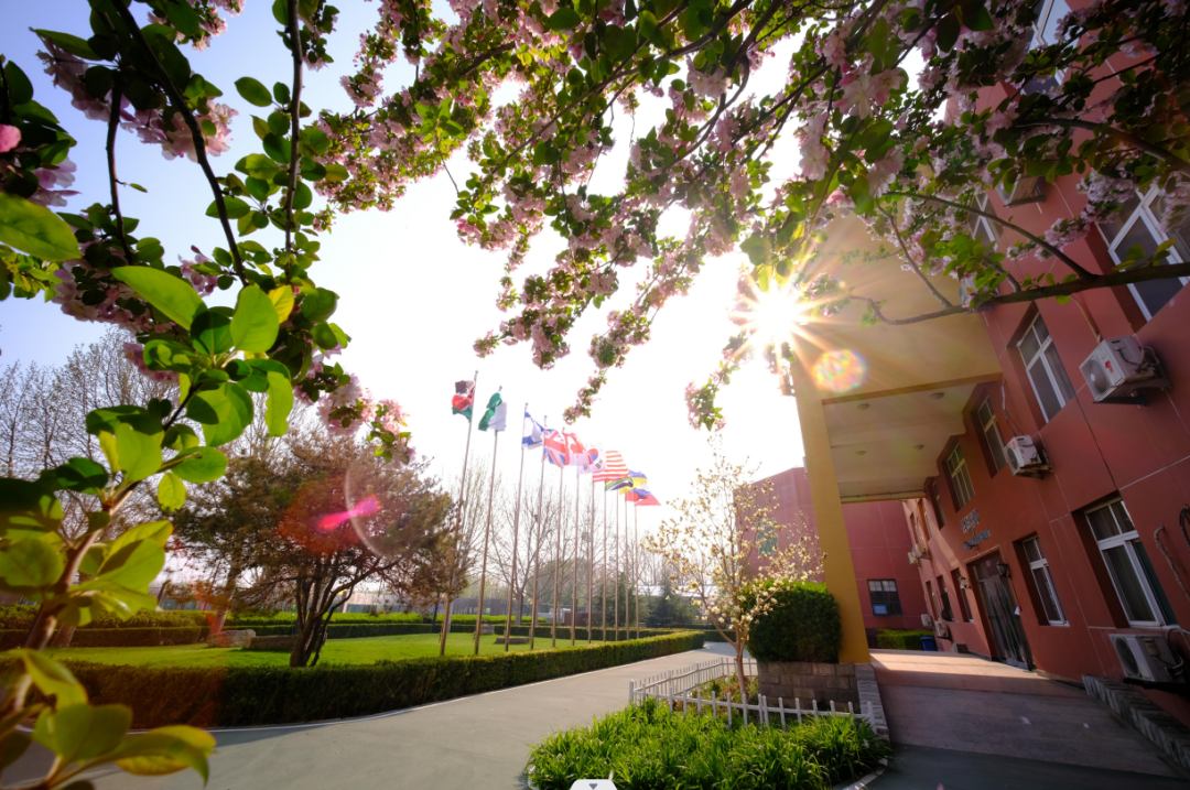 ͨ݅^(q)˽ˌW(xu)Уַ