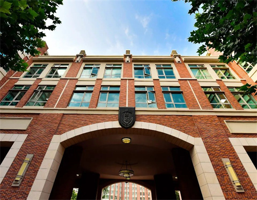 北京國(guó)際初中top5-鼎石