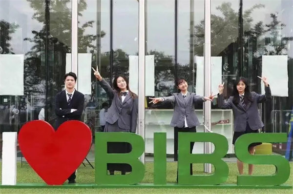 青苗優(yōu)秀畢業(yè)生