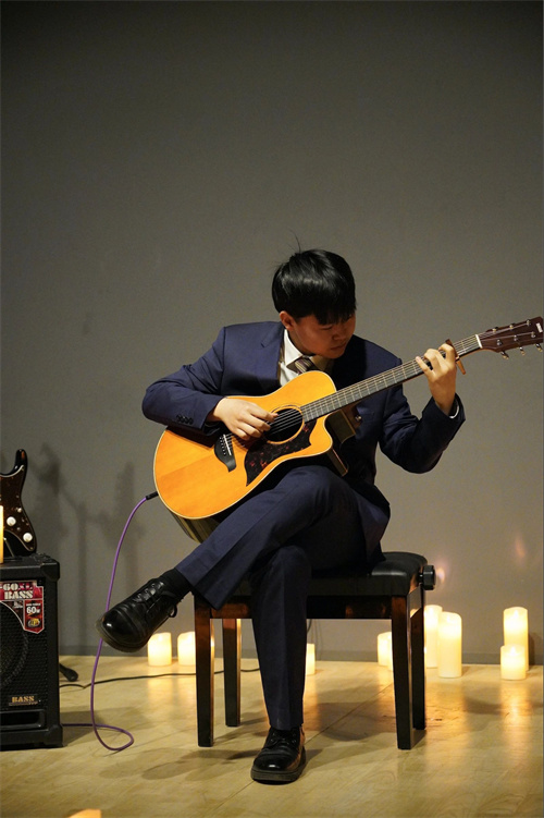 愛迪畢業(yè)生|賈浩廷