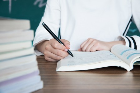 三河市燕橋?qū)W校小學(xué)生課后興趣班收費(fèi)明細(xì)表，一年能省好幾萬！