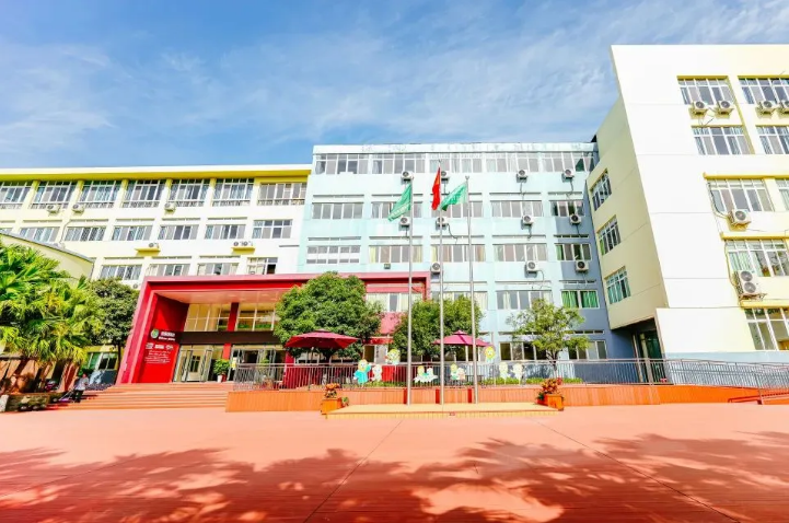 青苗學(xué)校成都校區(qū)招生簡章