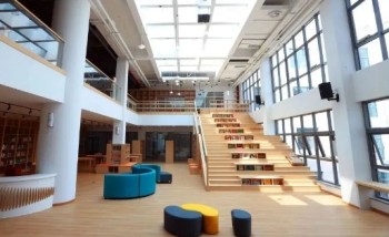 北京市豐臺區(qū)建華學(xué)校