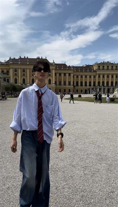 電子科技大學(xué)國(guó)際課程中心學(xué)子風(fēng)采