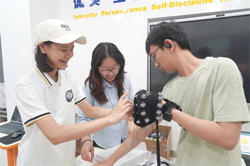 天津法拉古特學(xué)校錄取