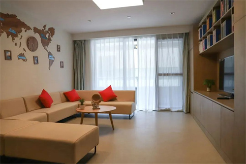 藍灣未來領(lǐng)導(dǎo)力學(xué)校課程