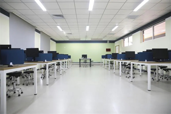 天津美達菲學校硬件