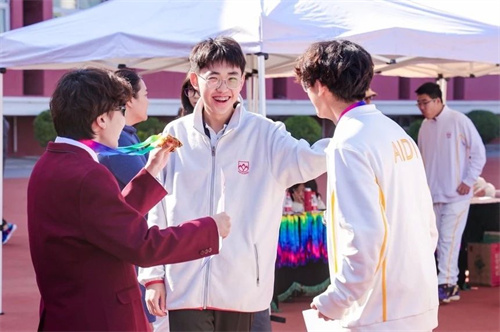 北京愛(ài)迪學(xué)校普高