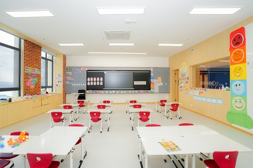 Ӣʢ˵W(xu)Уп(jing)W(xu)