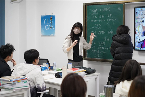 北京東方紅學(xué)校明德學(xué)院日語(yǔ)能力考試