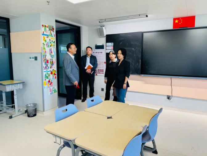 教委深入新亞學(xué)校調(diào)研