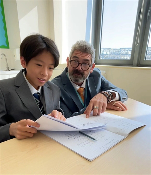 北京市順義區(qū)諾德安達(dá)學(xué)校中學(xué)校長(zhǎng)