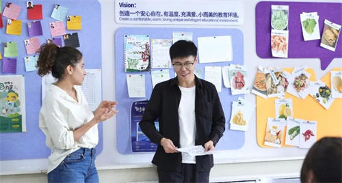 六力學(xué)校維多利亞預(yù)備課程中心預(yù)科銜接班招生簡(jiǎn)章