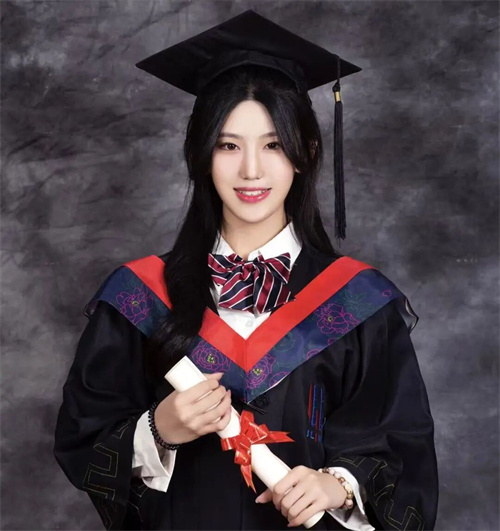 領(lǐng)科優(yōu)秀畢業(yè)生