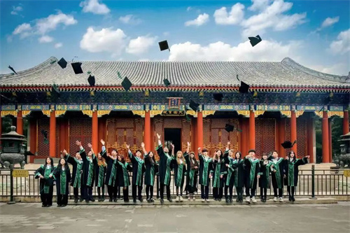 青苗學(xué)校招生簡章