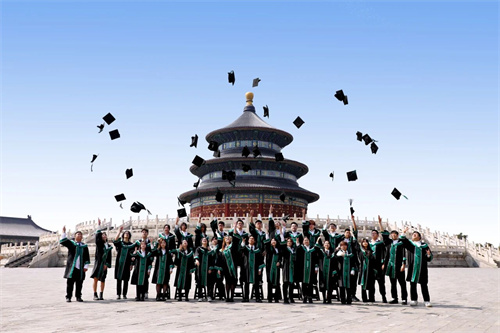 青苗學(xué)校招生簡章